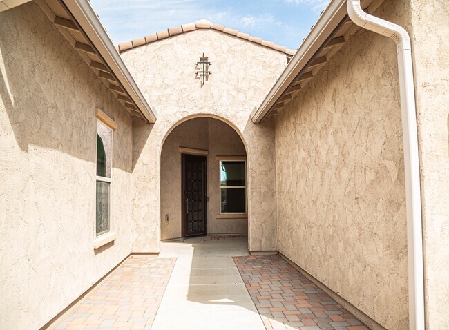 Building Photo - 6492 W Whispering Windmill Ln
