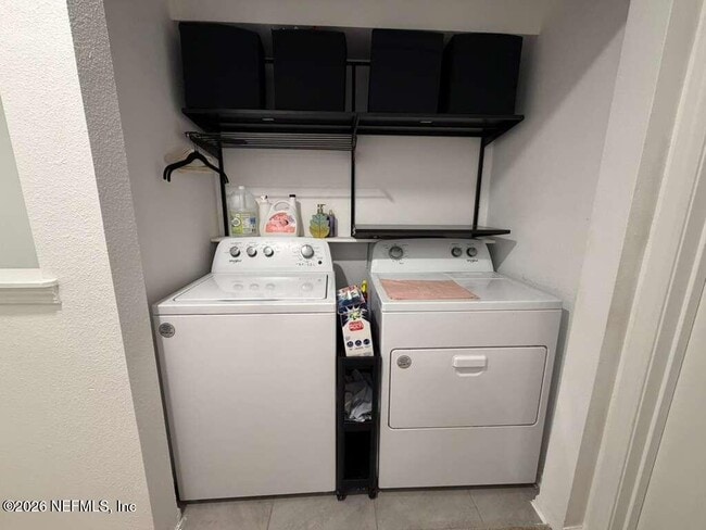 Building Photo - 896 Rotary Rd