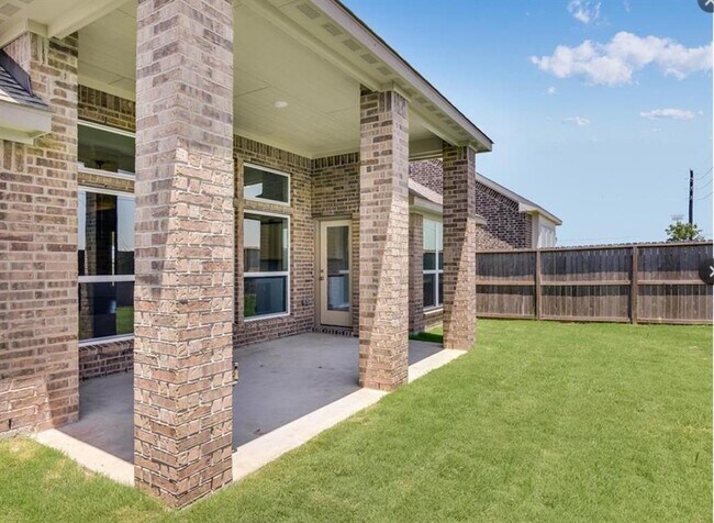 Building Photo - 907 Daffodil View Ct