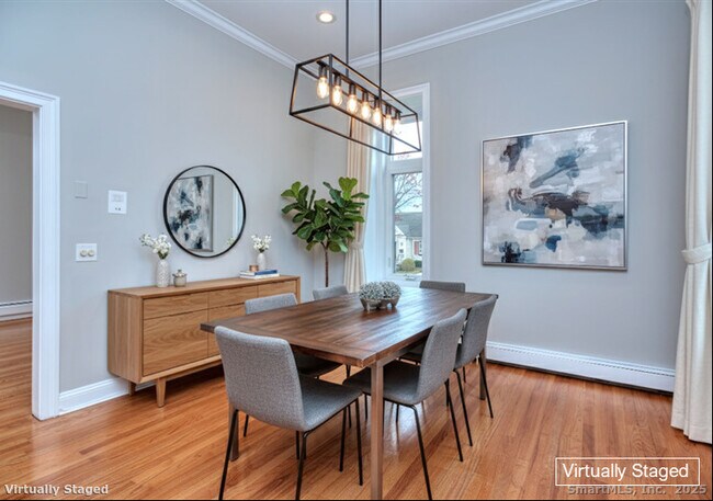 Building Photo - 300 Soundview Ave