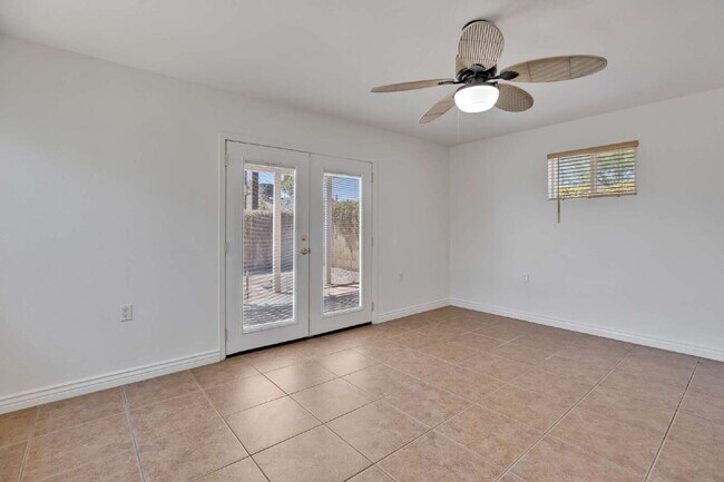 Building Photo - Charming South Scottsdale Ranch  home new ...