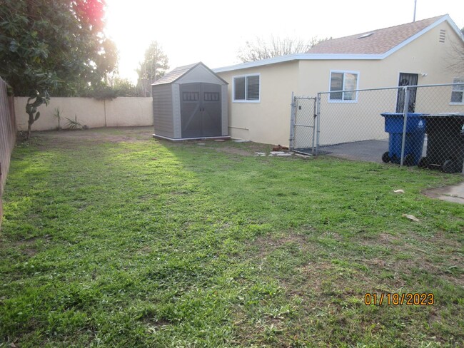 Building Photo - Renovated Guest House in Sylmar on Cobalt