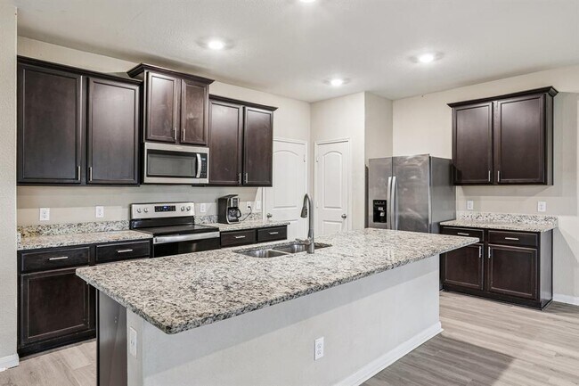 Building Photo - 117 Cherry Tree Ln