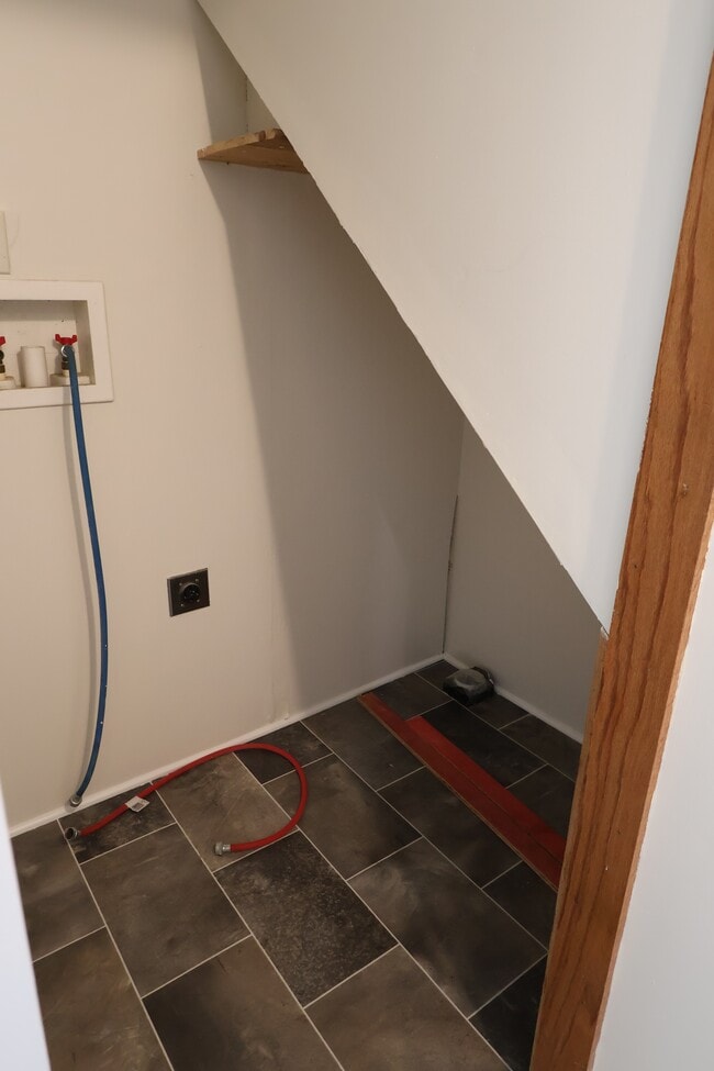 Building Photo - 4993 Vance
