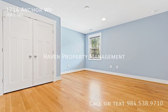 Building Photo - 1714 Anchor Wy