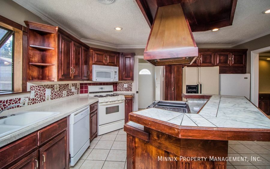 Building Photo - 5209 15th St