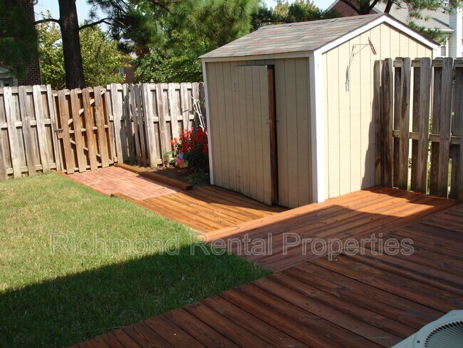 Building Photo - 7738 Pomeroy Ct