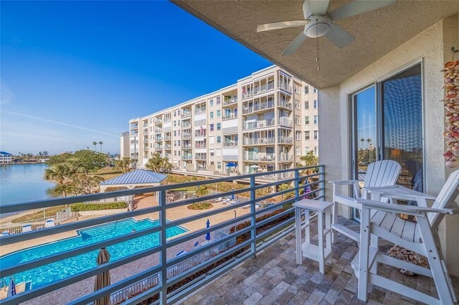 Building Photo - 7902 Sailboat Key Blvd S