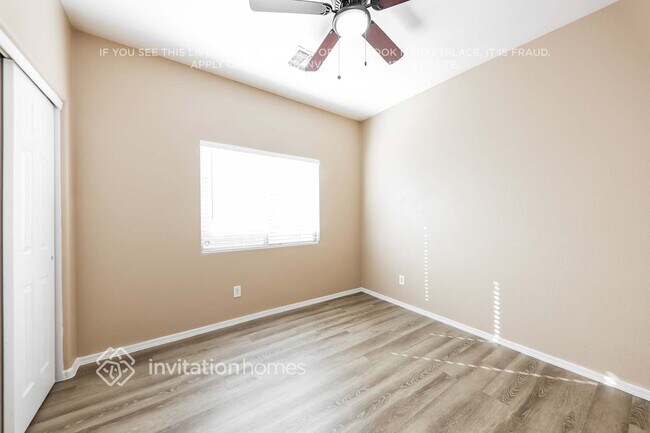 Building Photo - 7005 S 21st Dr