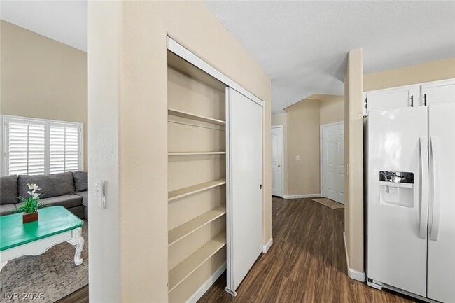 Building Photo - 1409 Spice Sky Dr
