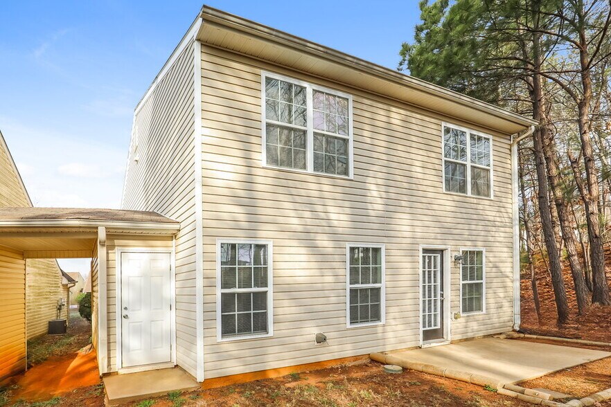 Building Photo - 516 Jaclyn Cir