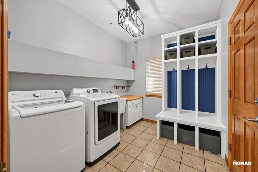 Building Photo - 21306 White Ash Ct