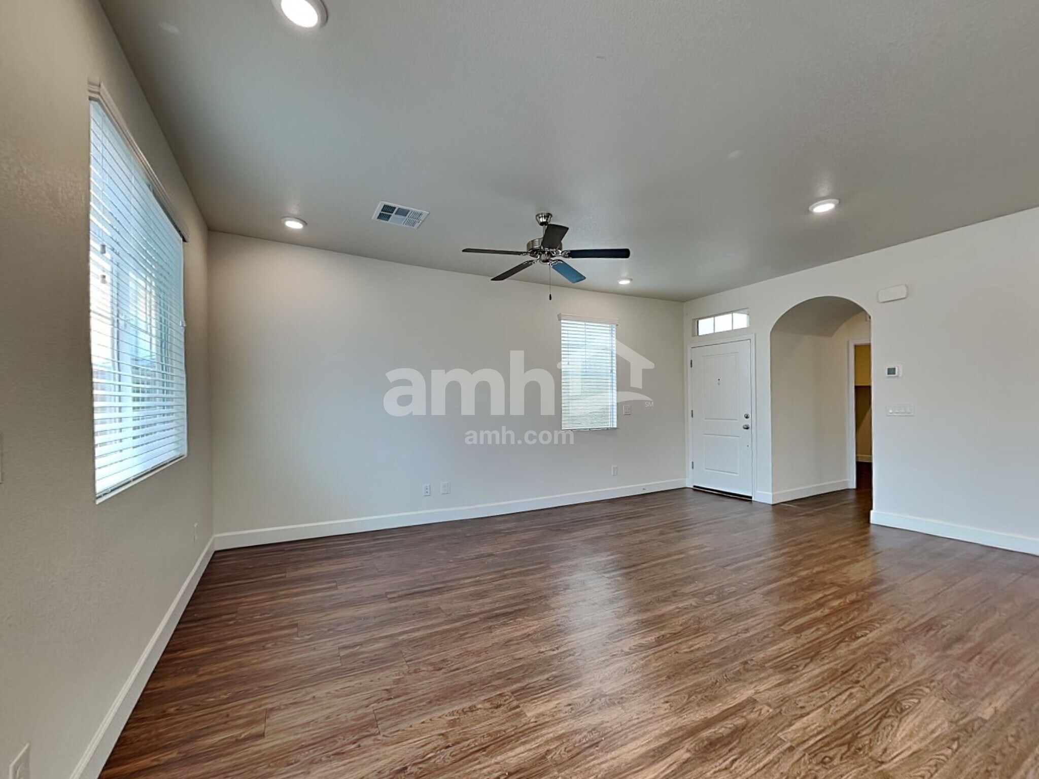 Building Photo - 1713 Viaggio Ave