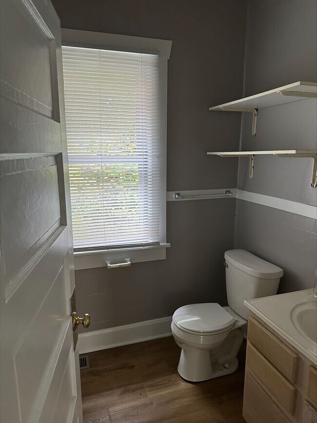 Building Photo - Two Bedroom House Blocks from Downtown Available Mid-June