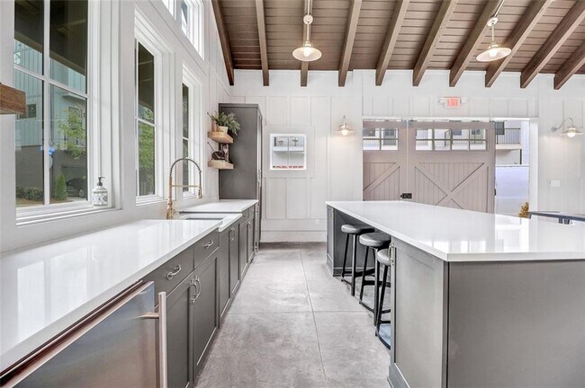 Building Photo - 4443 Buckley Way #65