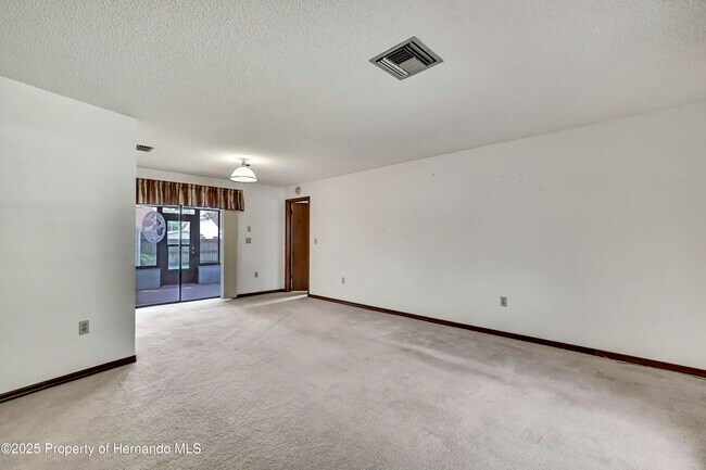 Building Photo - 3296 Dolin Ave