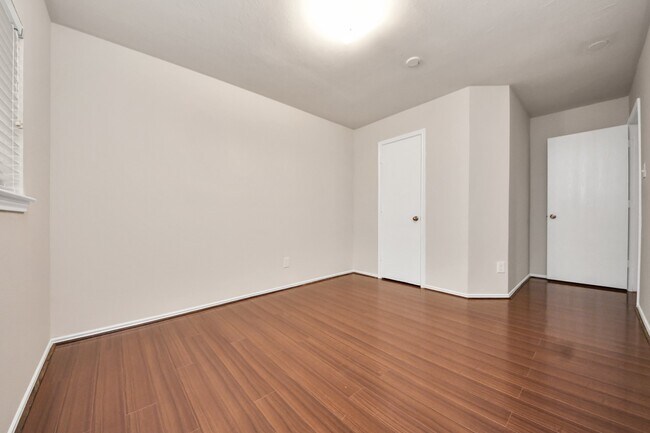 Building Photo - 12426 Magnolia Canyon