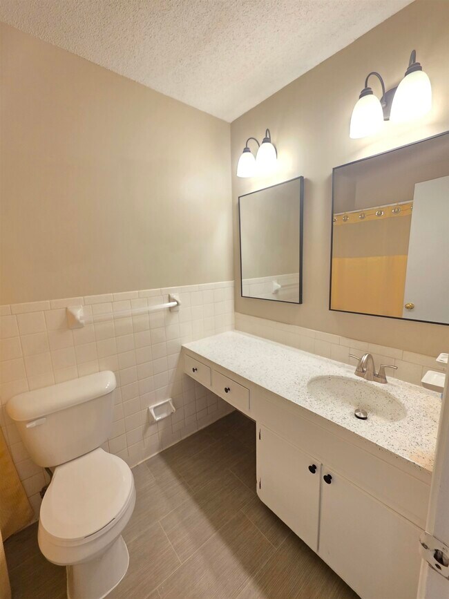Building Photo - 4098 Mimosa Hill Ln