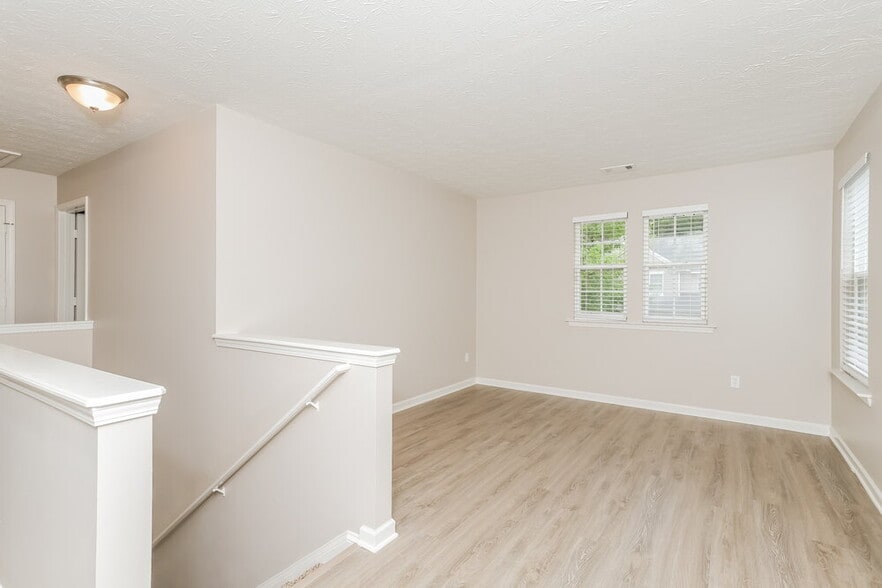 Building Photo - 5716 Sable Way