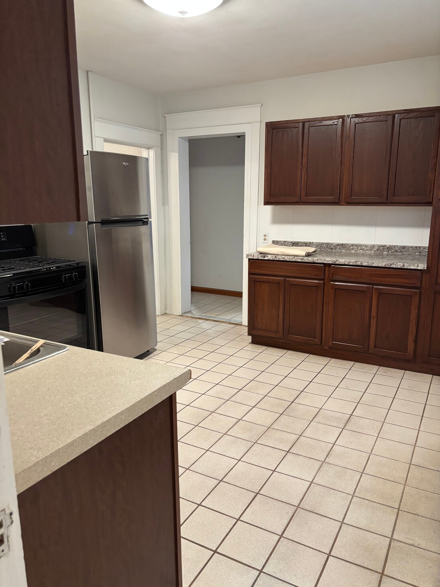 Building Photo - 44 High St