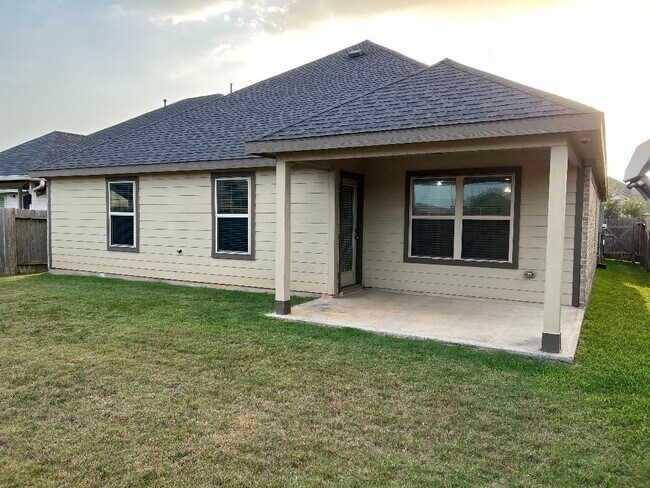 Building Photo - 218 Sintra Lk Wy