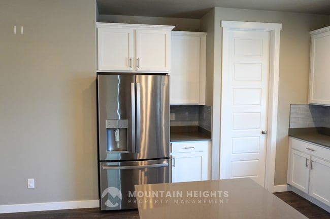 Building Photo - 3977 W Penstemon Wy