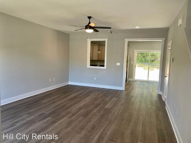 Building Photo - 3 br, 2.5 bath House - 122 Sunburst Villa ...