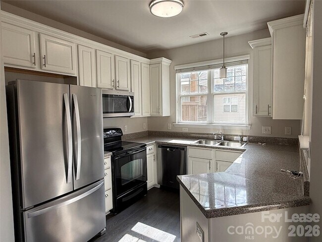 Building Photo - 6445 Terrace View Ct