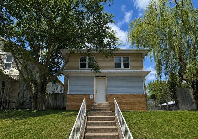 Building Photo - 516 W Calvert St