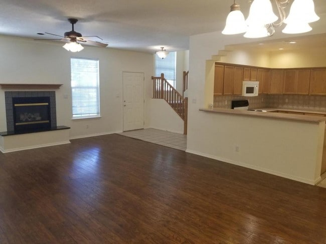 Building Photo - 6213 Harvest Maiden Way