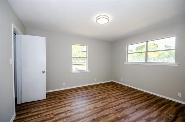 Building Photo - 104 Cole St