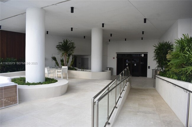 Building Photo - 6365 Collins Ave