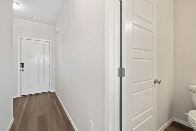 Building Photo - Happy Birthday, America! Secure This Charming 3-Bed, 2-Bath Home in Farmington—First Month's Rent...