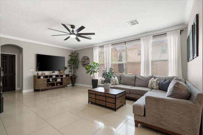 Building Photo - Luxurious, Exceptional Entertaining 5 Bedroom Home Featuring Expansive Indoor-Outdoor Living
