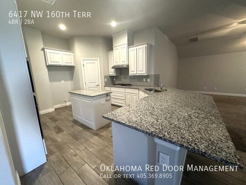Building Photo - 6417 NW 160th Terrace