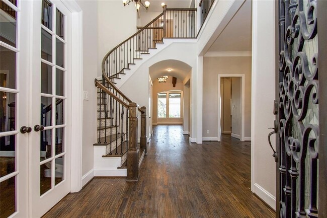Building Photo - 3 Solebrook Path