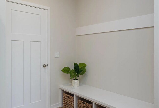 Building Photo - 11704 S 125th St