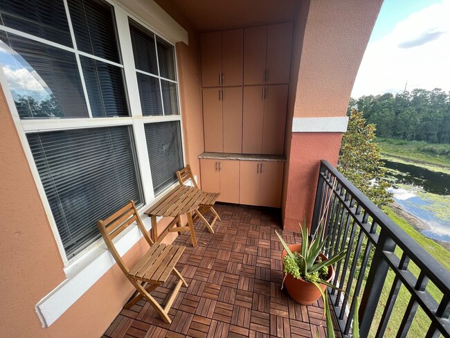 Building Photo - 10435_MIDTOWN