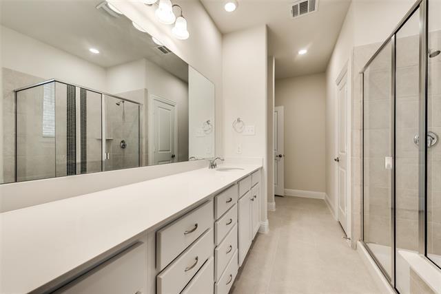 Building Photo - 6113 Brunswick Dr