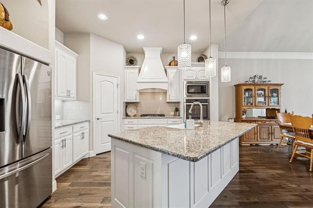 Building Photo - 700 Brookstone Ct