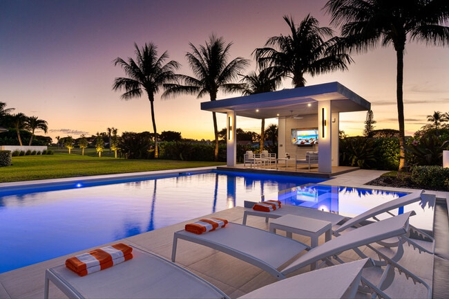 Building Photo - 3521 Glenwood Ct