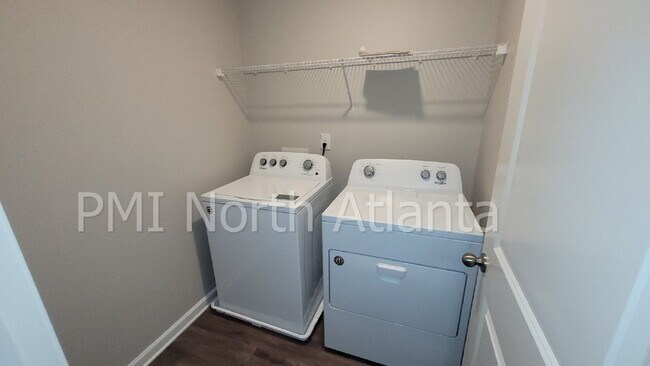 Building Photo - Corner Lot in Cartersville