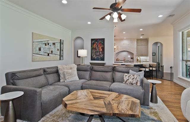 Building Photo - 6208 Riverview Cir