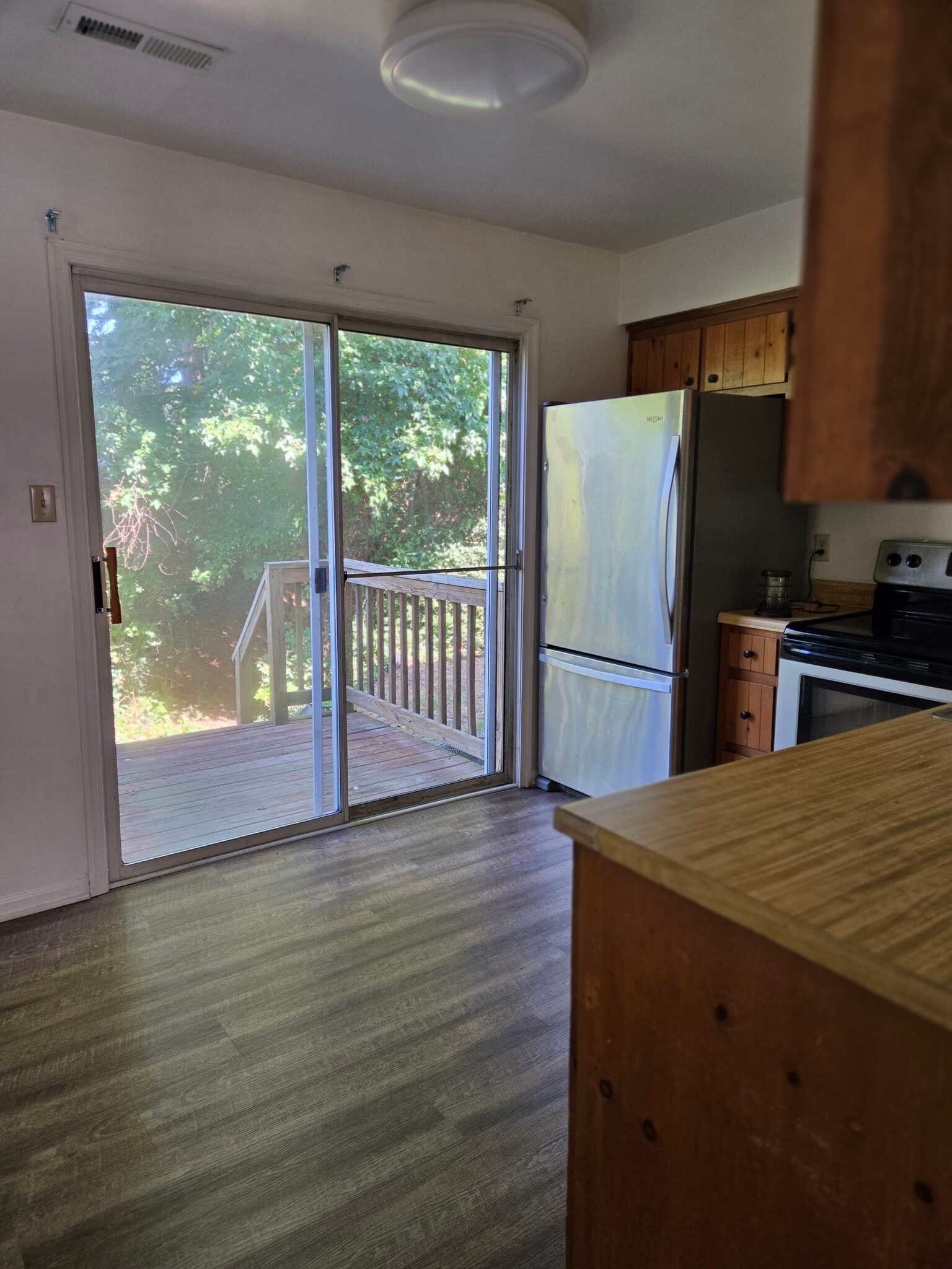 deck - 2032 Elmhurst Ln