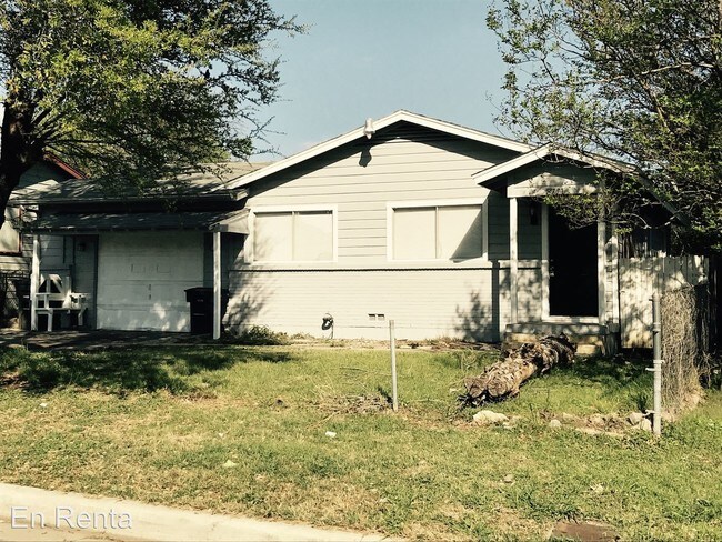 Primary Photo - 3 br, 1 bath House - 3721 Stuart Dr.
