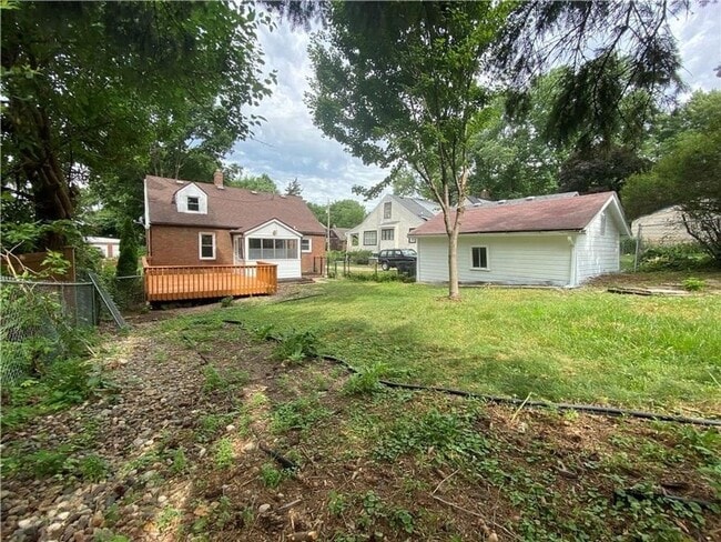 Building Photo - Charming 3 Bedroom 1.5 Bath Home