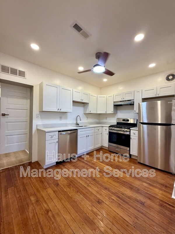 Building Photo - 906 Penn Ave