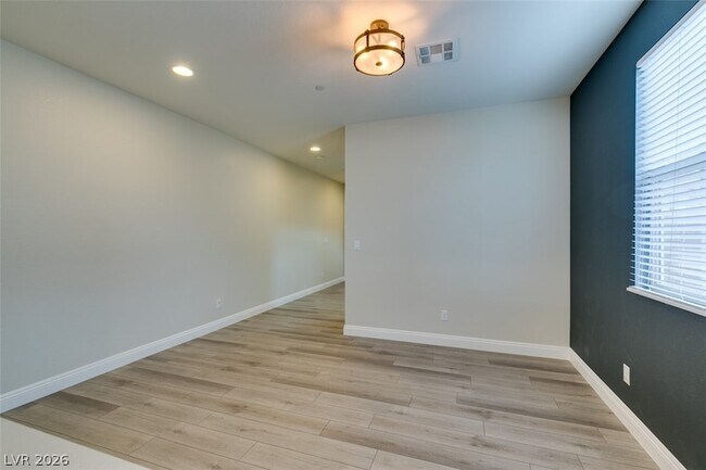 Building Photo - 2130 Emyvale Ct