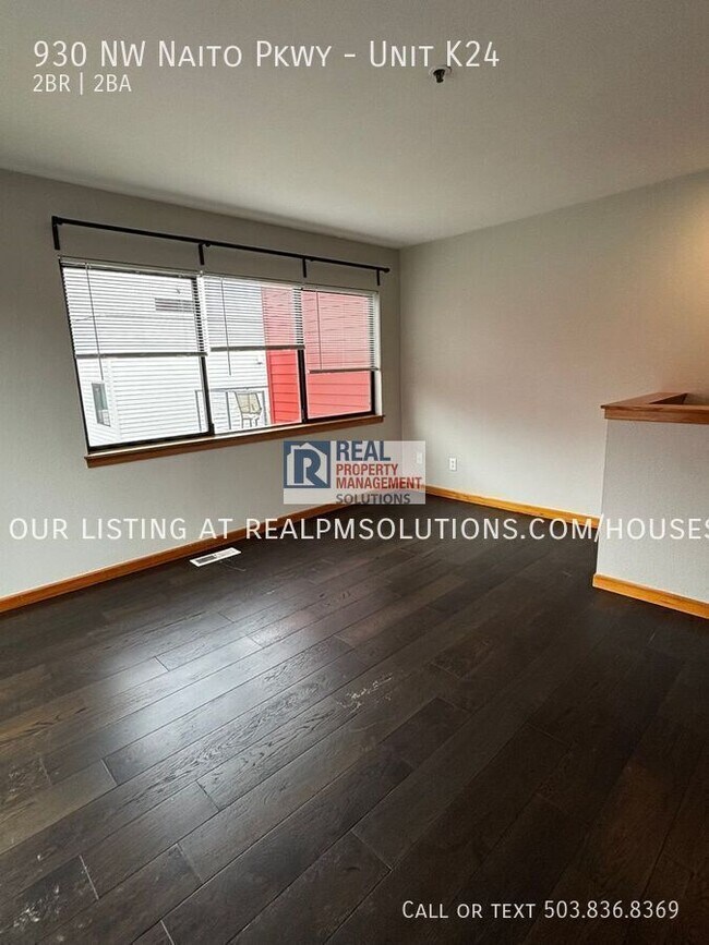 Building Photo - 930 NW Naito Pkwy