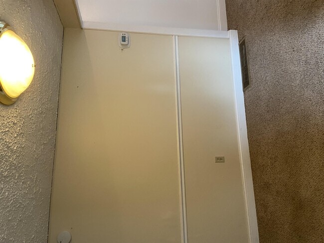 Building Photo - 235 E 2nd St